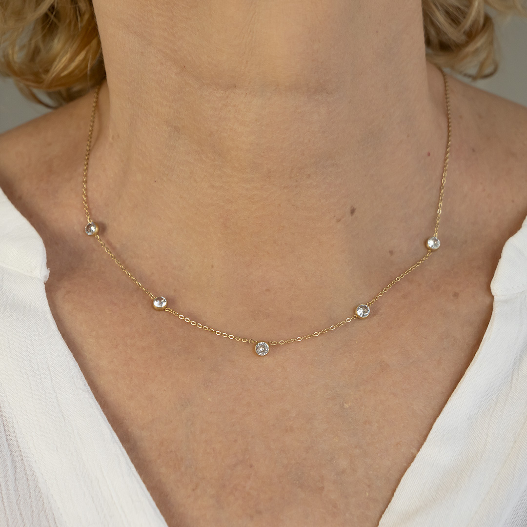 Błyszczący naszyjnik z cyrkoniami ze stali szlachetnej