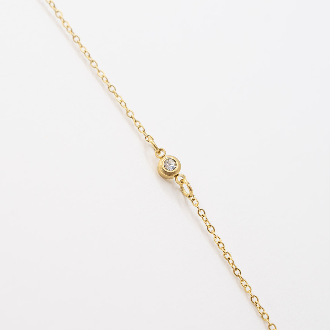 Delikatny naszyjnik z cyrkoniamii