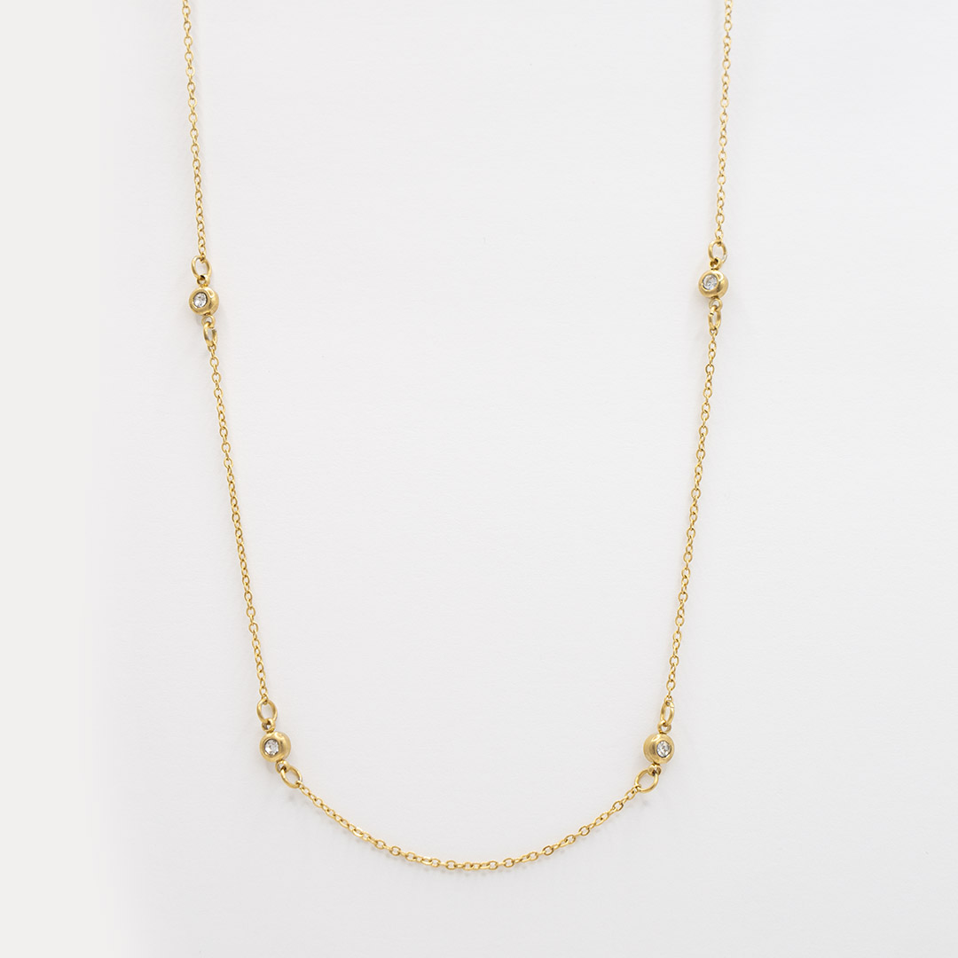 Delikatny naszyjnik z cyrkoniami