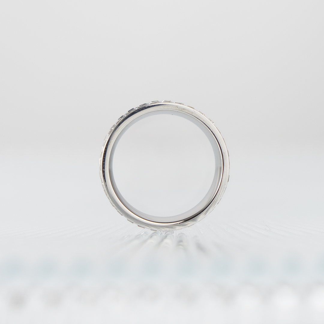 Gruby pierścionek z cyrkoniami