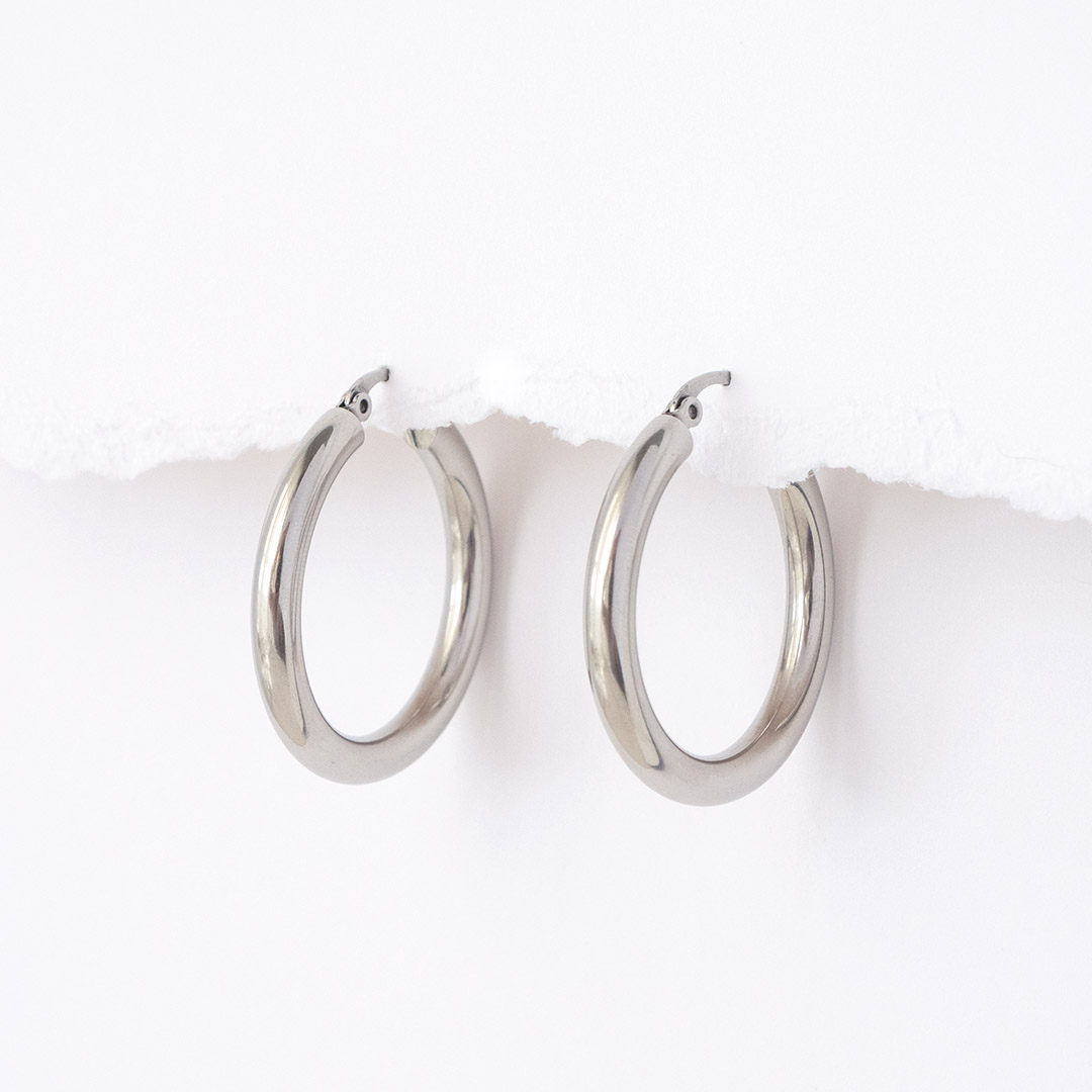 Grubsze kolczyki koła stal szlachetna