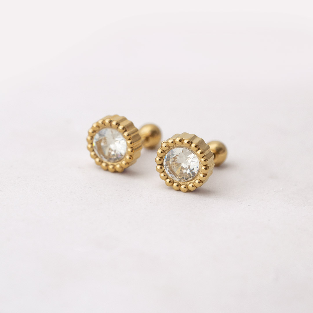 Drobne kolczyki z cyrkonią zapięcie piercing