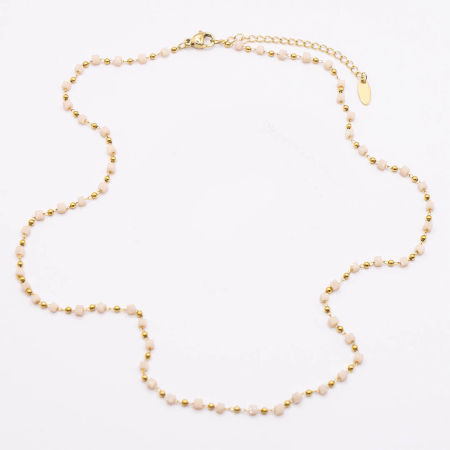Naszyjnik z beżowymi koralikami