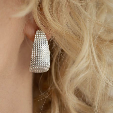 Eleganckie matowe kolczyki wiszące