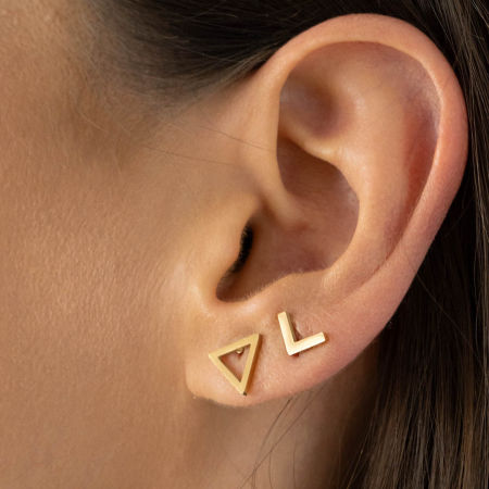 Drobne kolczyki trójkąty