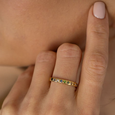 Pierścionek z kolorowymi cyrkoniami