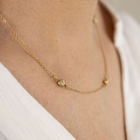 Delikatny naszyjnik z cyrkoniami