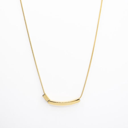 Elegancki naszyjnik z zawieszkami