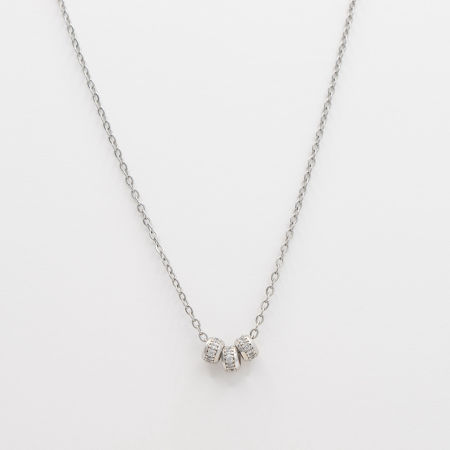 Naszyjnik z małymi zawieszkami z cyrkoniami