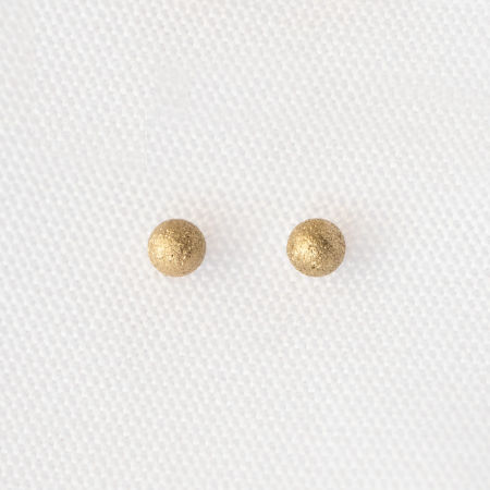Drobne matowe kolczyki kulki 4 mm