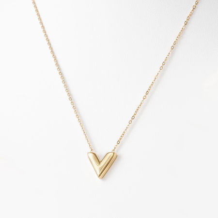 Naszyjnik z zawieszką V